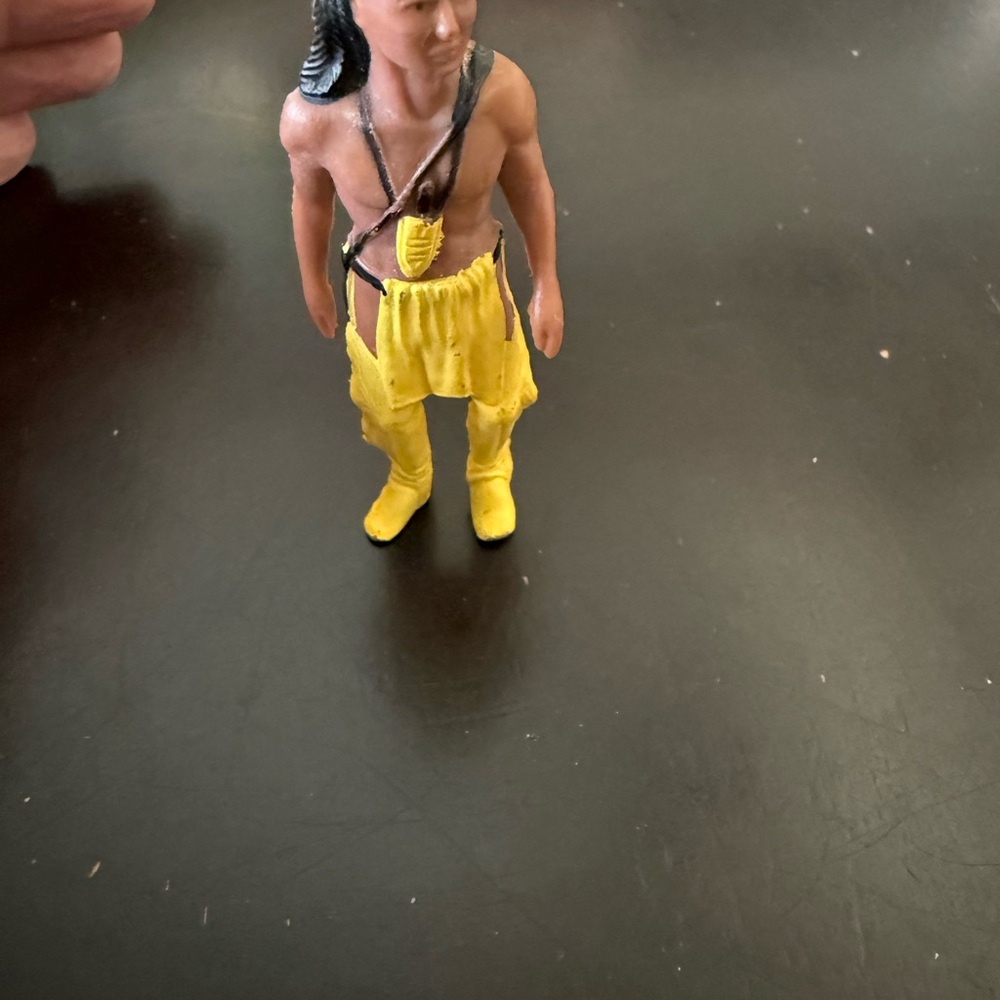 Indian In The Cupboard Little Bear 3" PVC Figure Vintage 1995 VHS Promo Toy - Picture 6 of 6